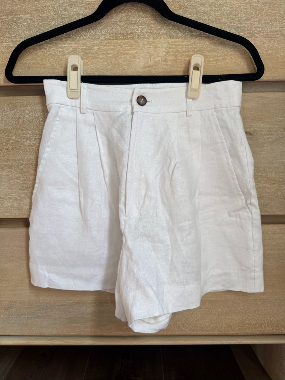 Reformation Mason Linen Shorts - White
